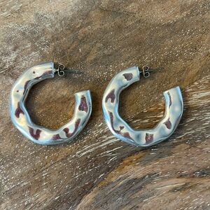 & other stories silver hammered hoop earrings